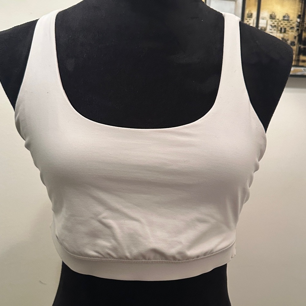 White Lululemon sports bra with criss cross back size 12
